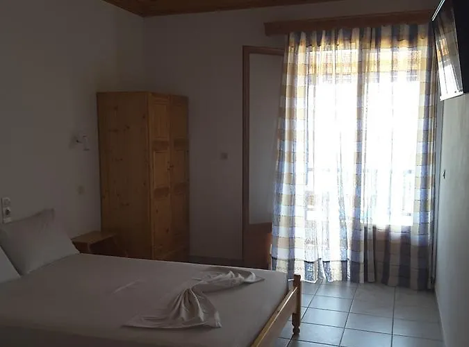 Ostria Guest house 3*